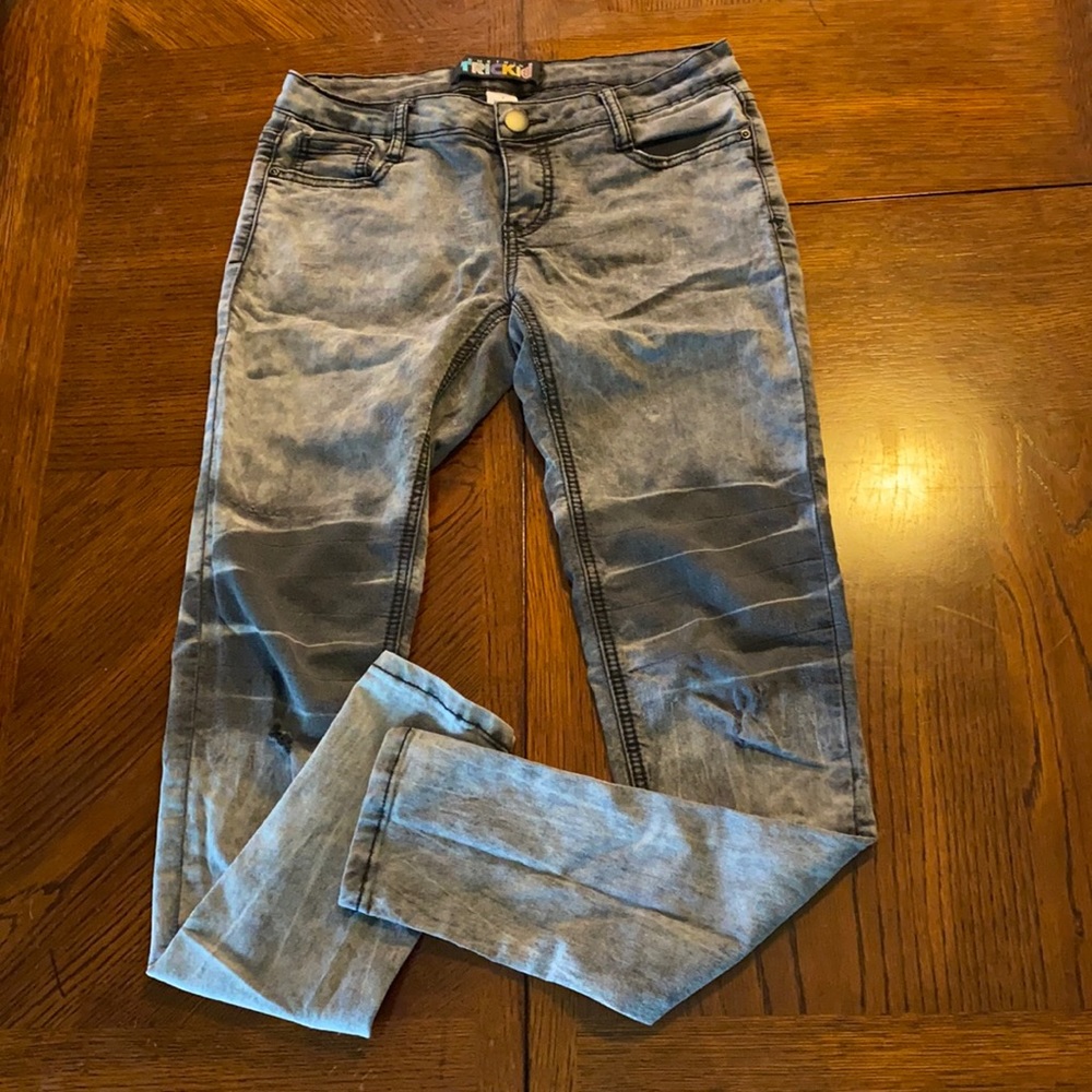 Black washed, distressed, stretchy, skinny jeans